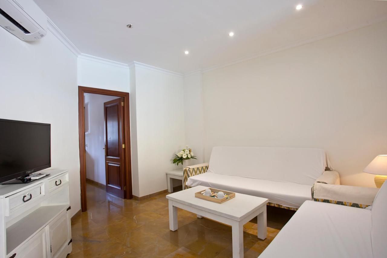 Apartments Galeon Suites ปอร์ต เด โปเญนซา ภายนอก รูปภาพ